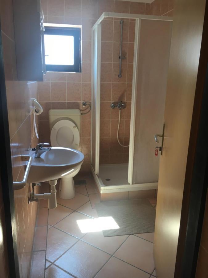 Apartmani Slavica Biograd Na Moru Exteriör bild